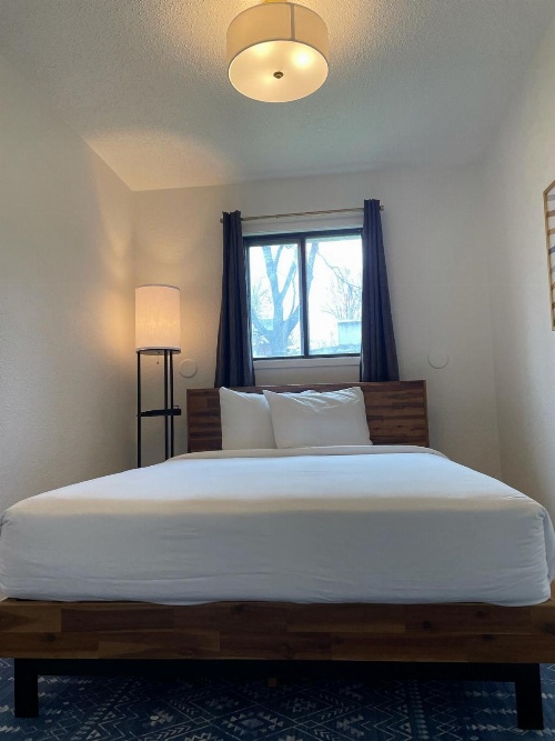 Simmer Motel image 1
