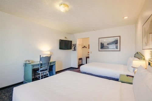 Simmer Motel image 16