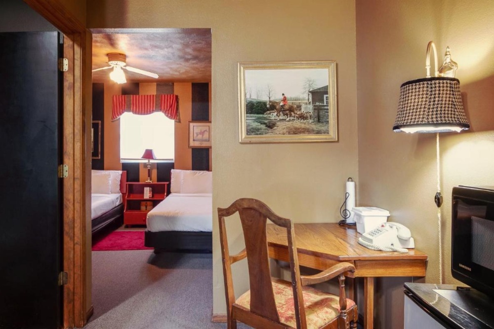 Room image 5