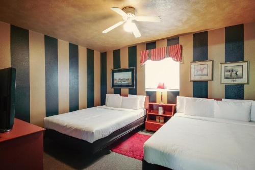 Simmer Motel image 31