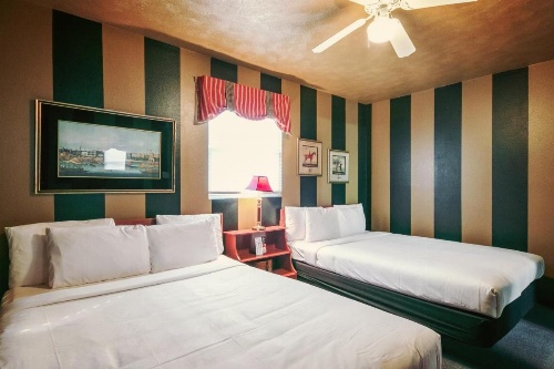 Simmer Motel image 33
